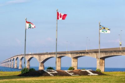 Prince Edward Island Premium Tour With Anne of Green Gables - Charlottetown Drive: St Dunstan’s, Province House, and the Waterfront Story