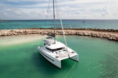 Private 40' Bali Catamaran – Drinks & Food Included - Snorkeling equipment included, with the reef as the point