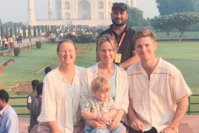 Private Custom Luxury Golden Triangle Tour - Old Delhi Day One: Red Fort, Jama Masjid, Chandni Chowk, Qutub Minar