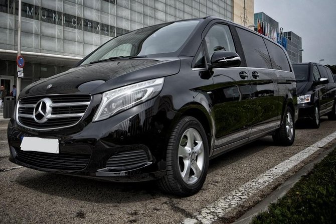 Private Departure Munich City to Munich Airport by Luxury Van - Key Things To Know Before You Book