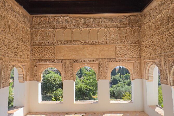 Private excursion to the Alhambra and Generalife - Price and value: what $240.05 buys you in the real world