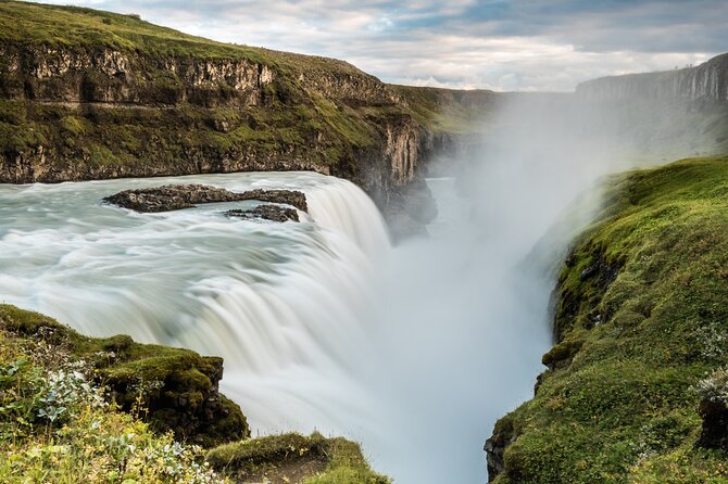 Private Golden Circle tour in a premium class car. - Faxafoss: A Short Break from the Big-Name Waterfall Circuit