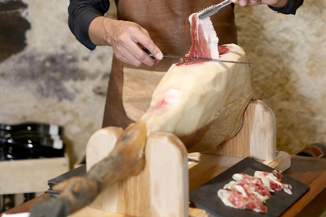 Private Lisbon Walking Tour with Premium Port Wine and Tapas Tasting - Chiado and Carmo: The Bohemian Streets You’ll Want to Return To