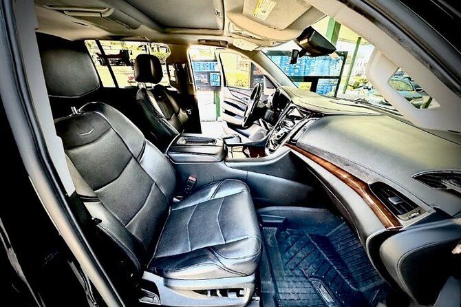 Private Luxe Transfer - What the Chauffeur Adds Beyond Driving