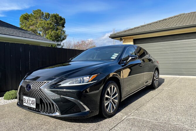 Private Luxury Airport Transfers in Auckland – Sedans & Vans - Hotel Door-to-Door Across Auckland City (And Beyond)