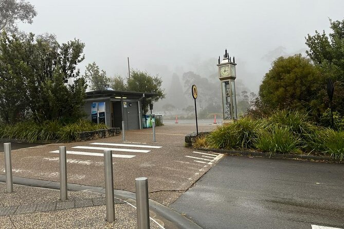 Private Luxury Blue Mountain Tour with Wildlife and River Cruise - Three Sisters at Echo Point: the signature Blue Mountains walk