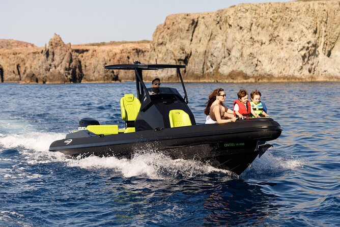 Private Luxury Boat Tour to Kimolos & Poliegos - Stop 4: Faros beach and Maskoula Lighthouse 180-degree reward