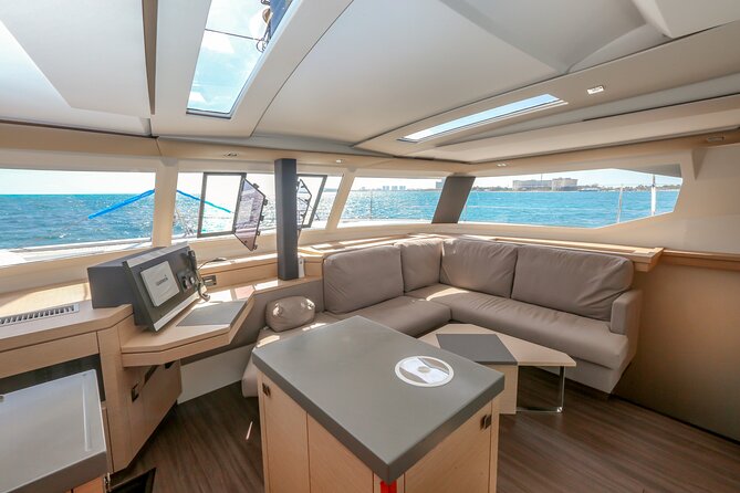 Private Luxury Catamaran Cancun to Isla Mujeres | For up to 30 pp - The Open Bar: Included Drinks Change the Mood