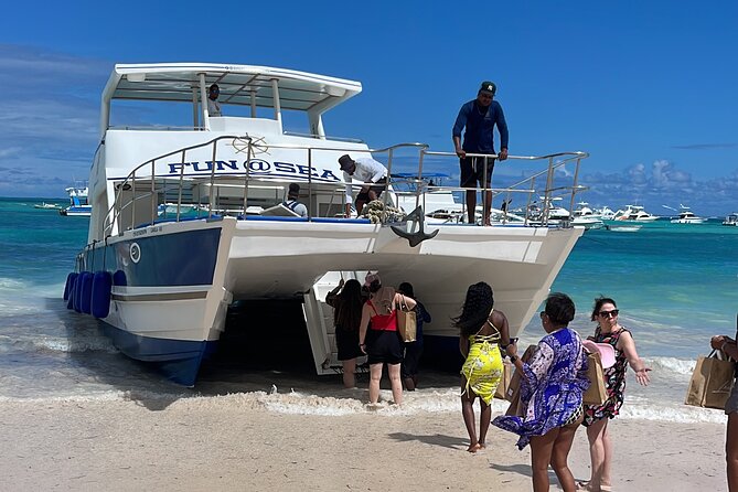 Private Luxury Charter Punta Cana Bavaro - Pickup, timing, and what “private” really means here