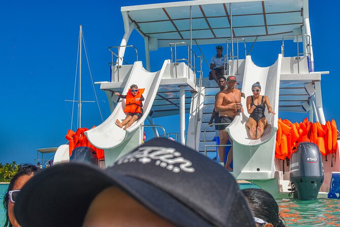 Private Luxury Double Slide Party Boat - Quick highlights