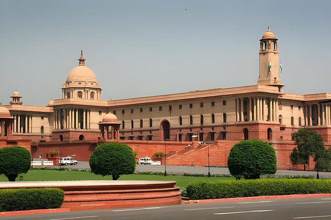 Private Luxury Full Day New and Old Delhi City Tour - A quieter kind of wow: Akshardham and Lotus Temple