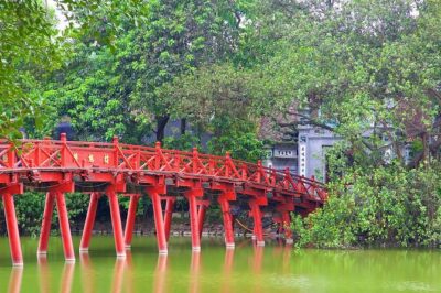 Private LUXURY Hanoi City Full day guided tour - Morning Plan: Ho Chi Minh Mausoleum, One Pillar Pagoda, and West Lake