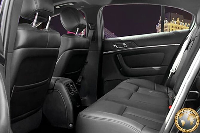Private Luxury Las Vegas Airport Transfer – Domestic Arrivals - Key things to know before you book