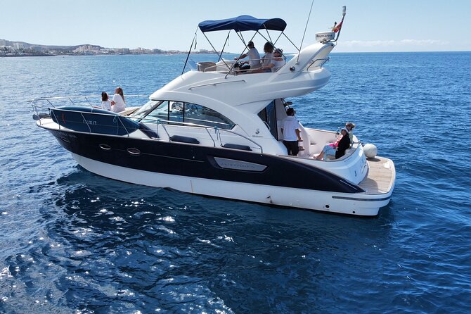 Private Luxury Motor Boat 2, 3 and 4 Hour Charters - 4-Hour Private Charter: Sea Scooters and a Floating Beach Club