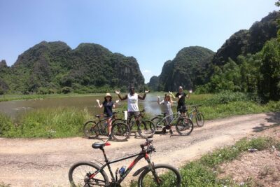 Private luxury - Mua Cave - Trang An - Bich Dong 1 Day From Hanoi - Mua Cave morning climb: worth the stairs for the viewpoint