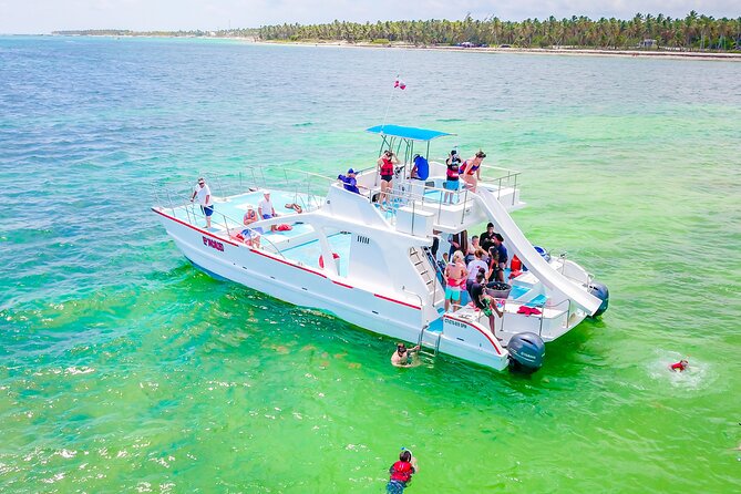 Private Luxury Party Boat with Slide - A 3-Hour Party Day on the Water From Punta Cana (Bávaro Beach)