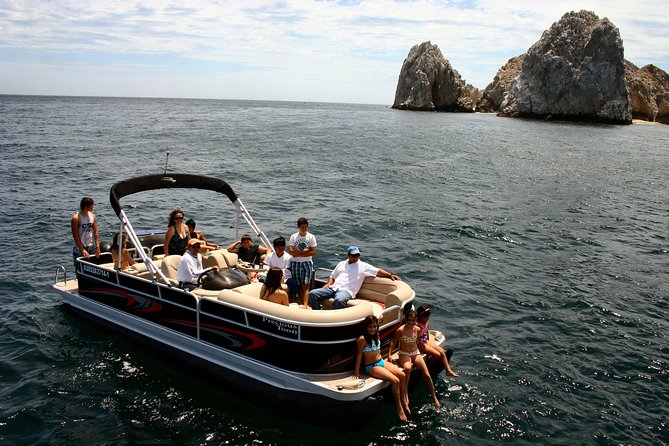 Private Luxury Pontoon Boat, Snorkel, Arch, Sunset & byond - Pickup and Meeting: How to Avoid the First-Minute Stress