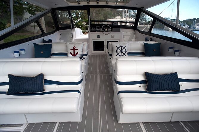 Private Luxury Power Catamaran. Enjoy USVI Aboard MV Hydra - MV Hydra on MV Hydra: why a power catamaran feels easier
