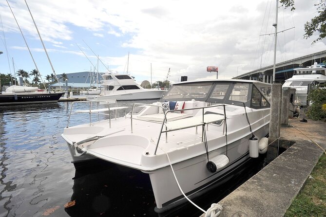 Private Luxury Power Catamaran. Enjoy USVI Aboard MV Hydra - Buck Island and Turtle Cove: the snorkeling-focused first stop