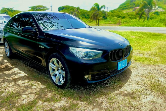 Private Luxury Round-Trip Transfer: Hewanorra International Airport - Key points at a glance