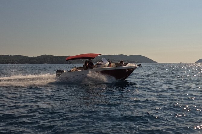Private luxury speedboat tour-Islands, caves, beaches, snorkeling - Your Day Setup: What’s Included Onboard (and What You Control)