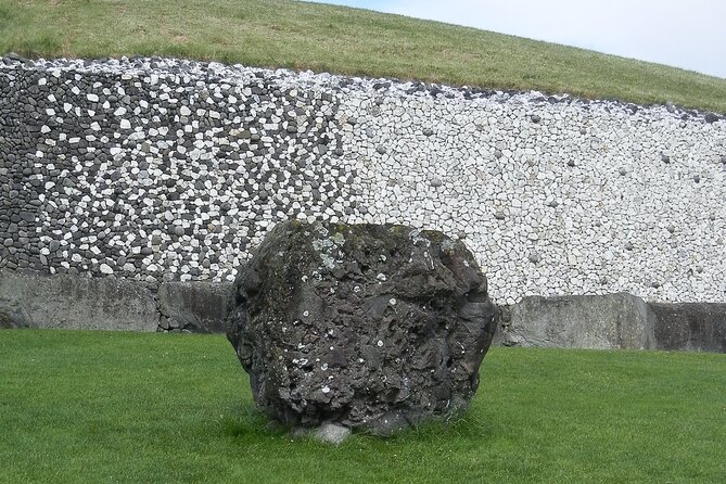 Private Luxury Tour of Newgrange and The Hill of Tara - The Private Luxury Setup: Pickup, Comfort, and Timing