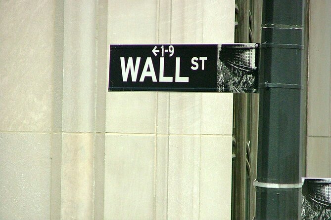 Private Luxury Tour of NYC With Transportation - Financial District Highlights: Hamilton, the Bull, and Historic Church Power