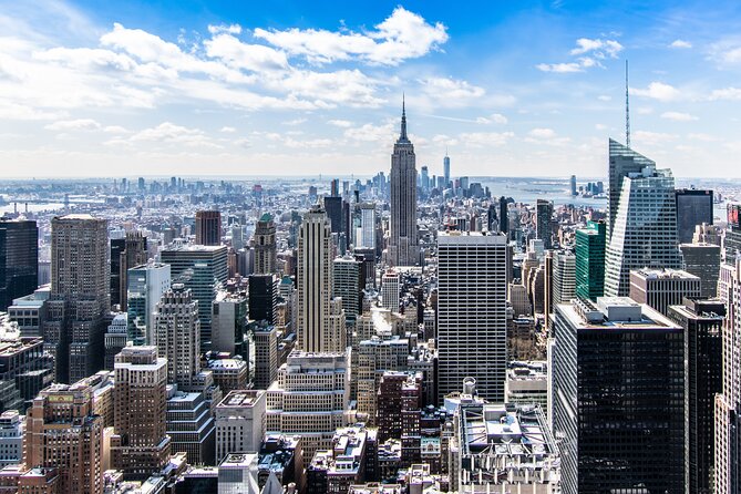 Private Luxury Tour of NYC With Transportation - Rockefeller Center and 5th Avenue: Icon Views Plus a Real-World Start
