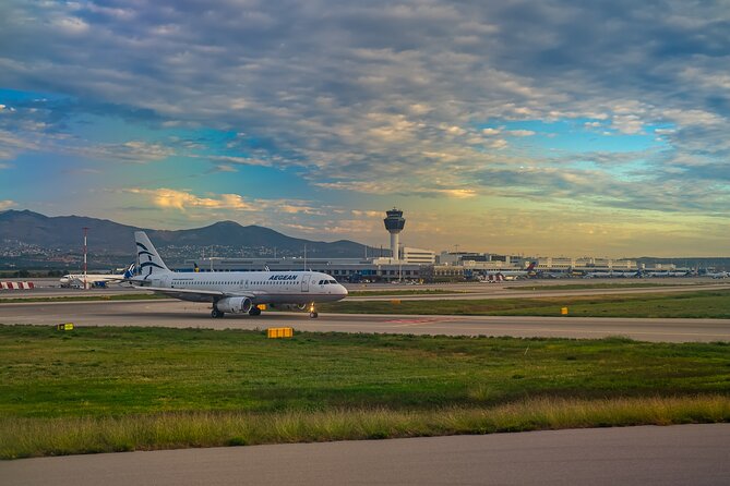 Private Luxury Transfers in Athens, Piraeus Port & Athens Airport - Airport and port timing: how traffic affects your plan