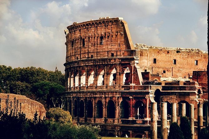 Private Luxury Transportation Between Rome and Civitavecchia Port - Price and value: is $161.19 per person actually worth it?