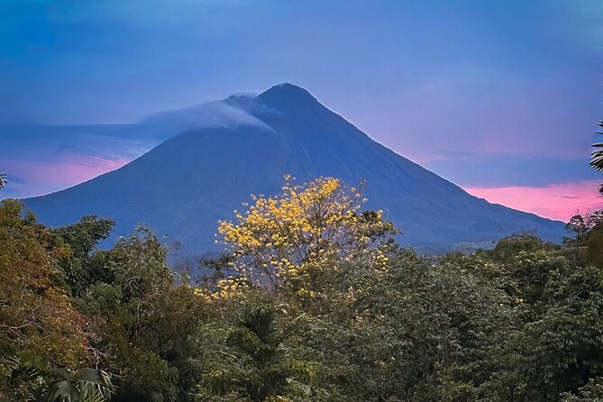 Private Luxury Transportation from the Airport to your Hotel - Where Pickup Starts: Alajuela Province and La Fortuna Area