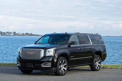 Private Luxury Transportation to/from Boston Logan Airport (BOS) - The Real Story at Logan: Limo Pickup Areas, Not Inside the Terminal
