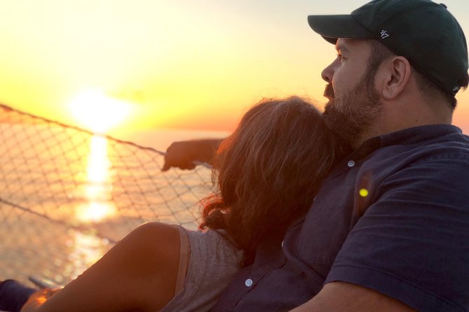 Private New Orleans 2-Hour Sail Aboard a Luxury Yacht - Drinks, snacks, and the value of not adding extras