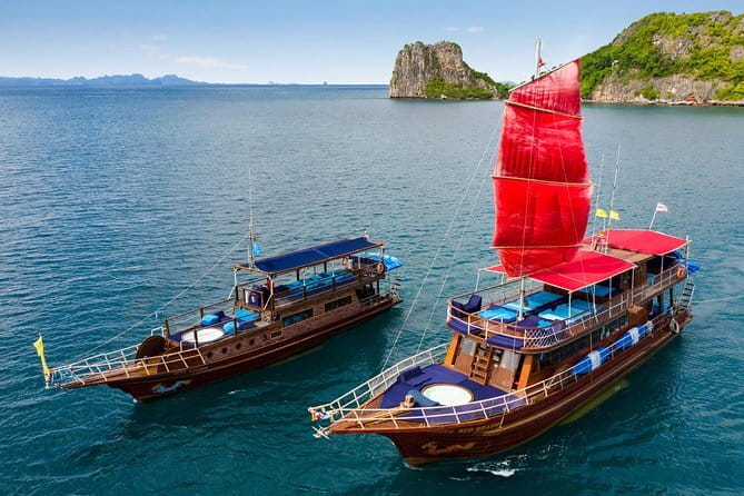 Private Pig Island & Koh Taen Luxury Longtail Tour - Return timing and sunset chances from Thong Krut