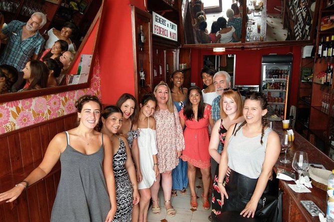 Private premium wine tasting with snacks in Valencia's old town - Guided Tasting, Not Just Drinking: How the Sommelier Runs the Session