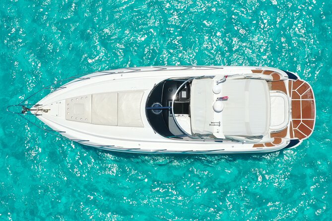 Private Premium Yacht 46FT Rental in Cancún - Why a 46FT Sunseeker Private Charter Works in Cancun
