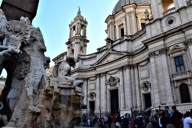 Private Rome WOW Tour in 1 Day: Luxury Car, Guide, Tkts & Lunch! - Lunch in Rome: When a Meal Becomes Part of the Plan