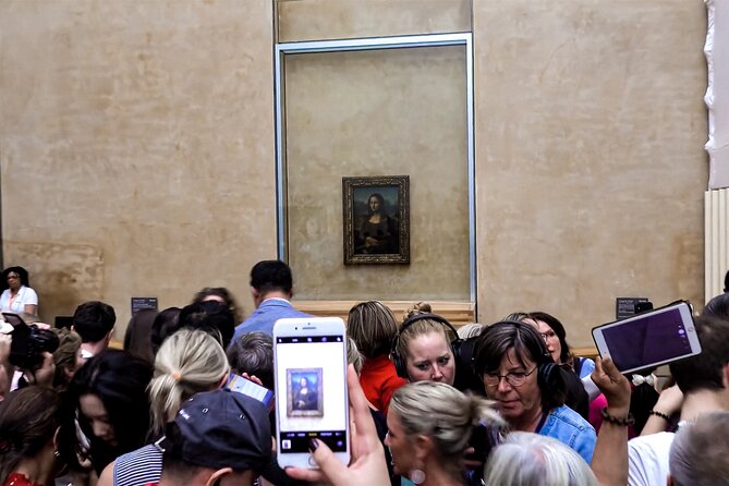 Private Tour, Luxury Eiffel Tower Lunch, Seine Cruise & Louvre - Louvre surroundings and museum time: how to avoid the rushed feeling
