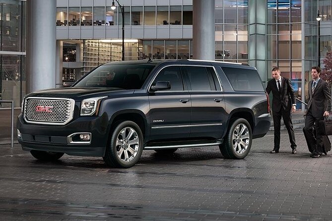 Private Transfer in a Luxury Vehicle to and/or from MSY Airport - Who This Transfer Fits Best (and Who Might Want Something Different)
