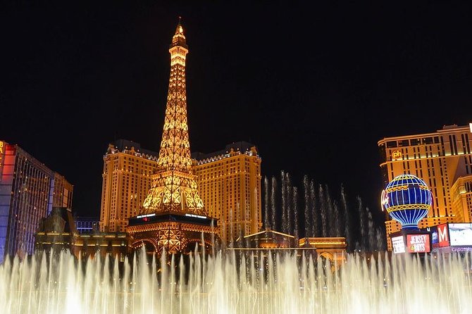 Private Transfer: Las Vegas to LAS Airport by Luxury SUV or Limousine up to 8 p - Comfort perks that quietly matter