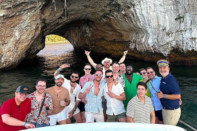 Puerto Vallarta: Gay Luxury Sunset Cruise with Premium Open Bar - Key points before you go