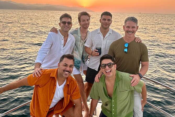 Puerto Vallarta: Gay Luxury Sunset Cruise with Premium Open Bar - Group size, hosts, and that small-boat attention