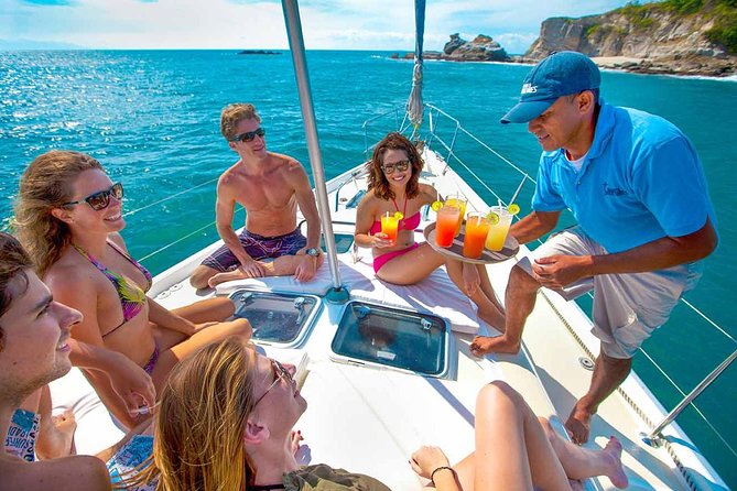 Puerto Vallarta Luxury Sailing with Premium Open bar & lunch - Food and Drinks: Premium Open Bar Plus a Lunch That Actually Feeds You