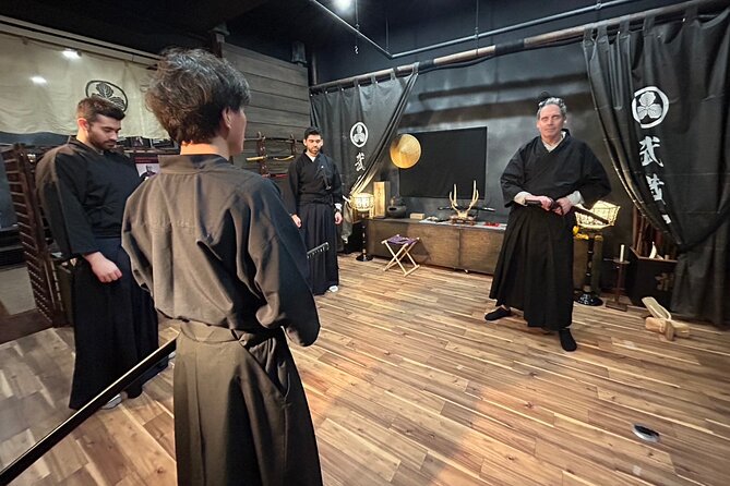 Real Samurai & Ninja Experience in Tokyo, 90‑Min Hands‑On Session - Samurai Sword Practice: Grip, Stance, and Drawing Without Drawing
