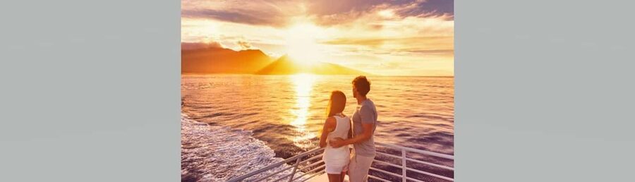 Rethymno: Luxury Sunset Cruise with Dinner and Drinks - Why a sunset catamaran from Rethymno makes sense