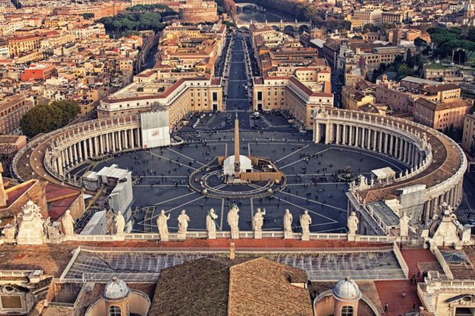 Rome 4 Hours Private Guided Tour with Pickup in Luxury Minivan - St. Peter’s Basilica for 40 minutes: the one indoor block