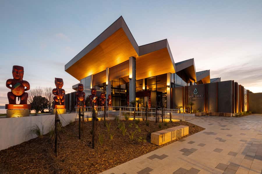 Rotorua: Lakefront Hot Springs & Spa - Luxury Māori Wellness - Te Tukinga Fire & Ice: saunas and cold that actually change your body