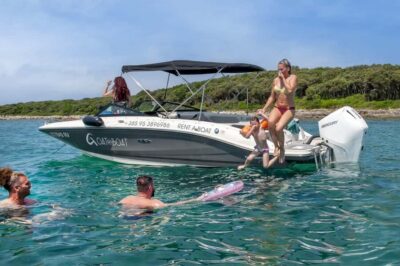 Rovinj: Luxury Island Hopping with Swimming & Snorkeling - Small-group cruising on a comfort-forward speedboat