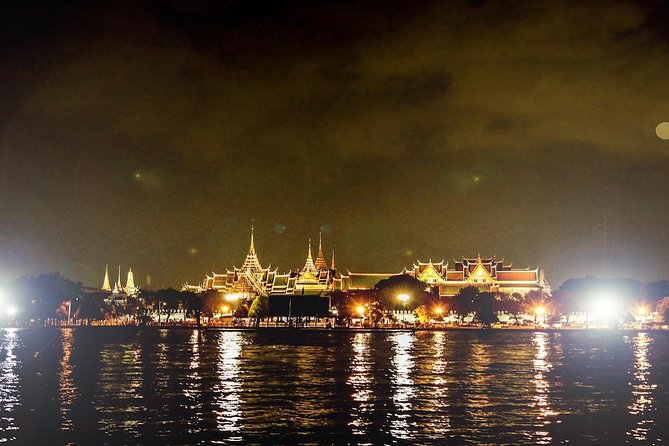 Saffron Luxury Dinner Cruise: A Journey on the River of Kings - From Iconsiam to the First Sights: Guan Yu Shrine and Chinese-Thai Faith