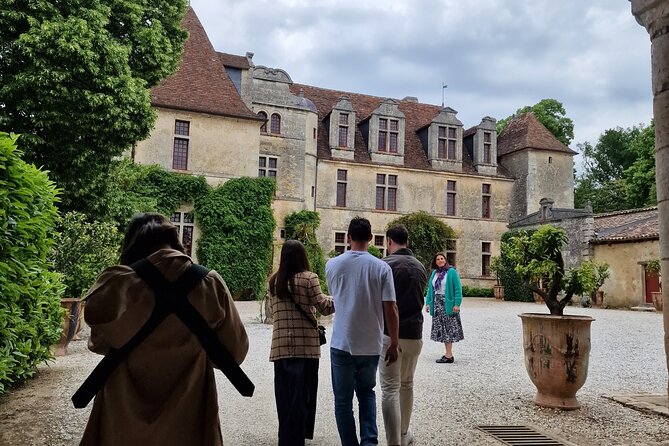 Saint-Émilion Wine Tour By Premium Electric Bike, Lunch Included - Lunch in the gardens: where the day slows down